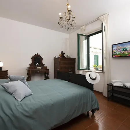 Lilla's House - Square & Close The Apartment Amalfi