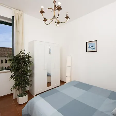 Lilla's House - Square & Close The Appartement